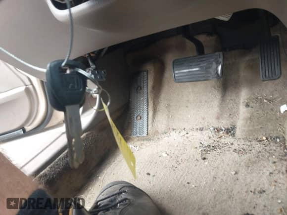 2002 Honda Accord EX with VIN 1HGCG16552A054717, listed as a IAAI auction lot 43300453 with 208,960 mi miles and . Bid and sale history available at DreamBid. Image 11.