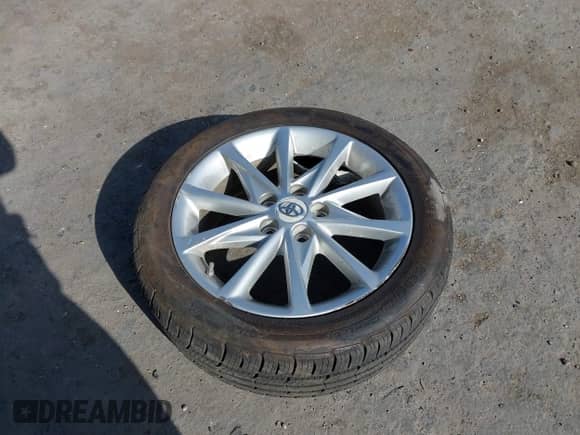 2012 Toyota Prius Two with VIN JTDZN3EU0C3064189, listed as a IAAI auction lot 42276738 with 127,642 mi miles and . Bid and sale history available at DreamBid. Image 12.