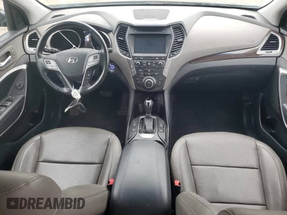 2017 Hyundai Santa Fe Ultimate с VIN 5NMZWDLA6HH052004, выставлен на аукционе Copart как лот 53926584 с пробегом 74 577 миль миль и Списание • Salvage title. История ставок и продаж доступна на DreamBid. Изображение 8.