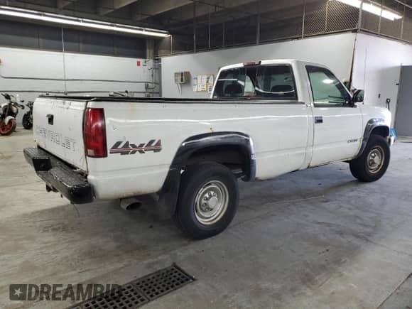 1994 Chevrolet Silverado 3500HD SRW Work Truck с VIN 1GCHK34K9RE301537, выставлен на аукционе Copart как лот 85313175 с пробегом 129 711 миль миль и Чистый • Clean title. История ставок и продаж доступна на DreamBid. Изображение 3.