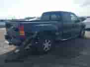 2002 GMC Sierra 1500 Denali z VIN 2GTFK69U421373269, wystawiony jako IAAI lot #41393988 z przebiegiem 180 672 mil mil oraz . Historia ofert i sprzedaży dostępna na DreamBid. Obrazek 4.