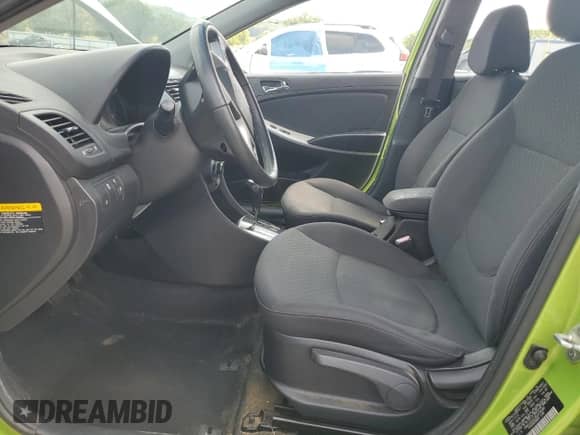 2013 Hyundai Accent SE с VIN KMHCU5AE2DU078380, выставлен на аукционе Copart как лот 71177925 с пробегом 175 306 миль миль и Чистый • Clean title. История ставок и продаж доступна на DreamBid. Изображение 7.