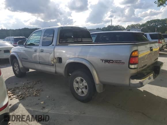 2004 Toyota Tundra SR5 z VIN 5TBBT44184S439680, wystawiony jako Copart lot #69971965 z przebiegiem 219 367 mil mil oraz Czysty tytuł • Clean title. Historia ofert i sprzedaży dostępna na DreamBid. Obrazek 2.