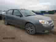 2005 Chevrolet Malibu LT z VIN 1G1ZU54845F247267, wystawiony jako Copart lot #86149825 z przebiegiem 123 169 mil mil oraz Czysty tytuł • Clean title. Historia ofert i sprzedaży dostępna na DreamBid. Obrazek 4.