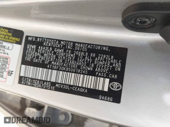 2005 Toyota Camry LE with VIN 4T1BF30K95U618245, listed as a IAAI auction lot 42884700 with 260,636 mi miles and . Bid and sale history available at DreamBid. Image 9.
