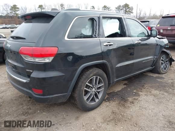 2017 Jeep Grand Cherokee Limited z VIN 1C4RJFBT8HC632124, wystawiony jako IAAI lot #41767631 z przebiegiem 54 579 mil mil oraz . Historia ofert i sprzedaży dostępna na DreamBid. Obrazek 4.