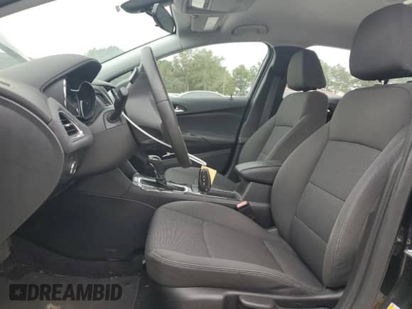 2019 Chevrolet Cruze LT с VIN 1G1BE5SM5K7146047, выставлен на аукционе Copart как лот 84614035 с пробегом 31 056 миль миль и Списание • Salvage title. История ставок и продаж доступна на DreamBid. Изображение 7.