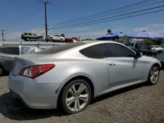 2012 Hyundai Genesis Coupe 2.0T с VIN KMHHT6KD0CU067428, выставлен на аукционе Copart как лот 66621954 с пробегом 127 026 миль миль и Списание • Salvage title. История ставок и продаж доступна на DreamBid. Изображение 3.