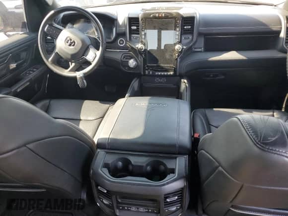 2023 Ram 1500 Limited с VIN 1C6RREHT6PN545617, выставлен на аукционе Copart как лот 84611915 с пробегом 27 013 миль миль и Чистый • Clean title. История ставок и продаж доступна на DreamBid. Изображение 8.