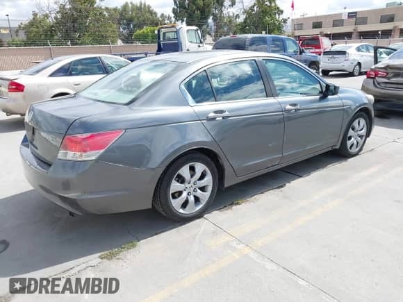 2010 Honda Accord EX с VIN 1HGCP2F70AA133055, выставлен на аукционе IAAI как лот 43186311 с пробегом 158 141 миль миль и . История ставок и продаж доступна на DreamBid. Изображение 4.