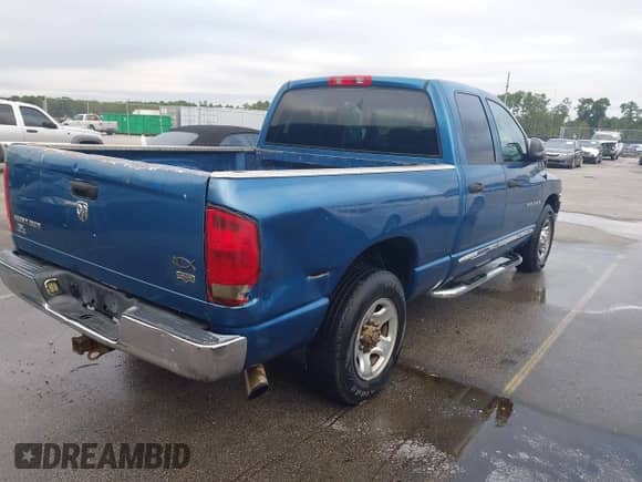 2005 Dodge 2500 SLT with VIN 3D7KR28C05G754534, listed as a IAAI auction lot 43390951 with 283,816 mi miles and . Bid and sale history available at DreamBid. Image 4.