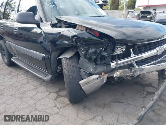 2005 Chevrolet Tahoe Z71 с VIN 1GNEC13TX5R145310, выставлен на аукционе IAAI как лот 42056793 с пробегом 159 002 миль миль и . История ставок и продаж доступна на DreamBid. Изображение 6.