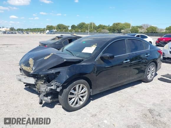 2016 Nissan Altima SR z VIN 1N4AL3AP4GN337363, wystawiony jako IAAI lot #41834532 z przebiegiem 93 481 mil mil oraz . Historia ofert i sprzedaży dostępna na DreamBid. Obrazek 2.