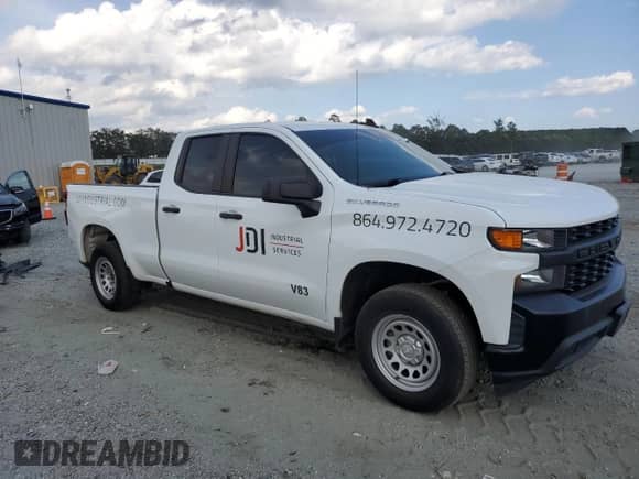 2020 Chevrolet Silverado 1500 Work Truck z VIN 1GCRWAEF2LZ261848, wystawiony jako Copart lot #70438015 z przebiegiem 77 426 mil mil oraz Szkoda całkowita • Salvage title. Historia ofert i sprzedaży dostępna na DreamBid. Obrazek 4.