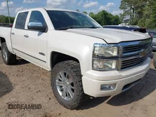 2014 Chevrolet Silverado 1500 High Country with VIN 3GCUKTEC1EG353365, listed as a IAAI auction lot 42172958 with 181,892 mi miles and . Bid and sale history available at DreamBid. Image 1.