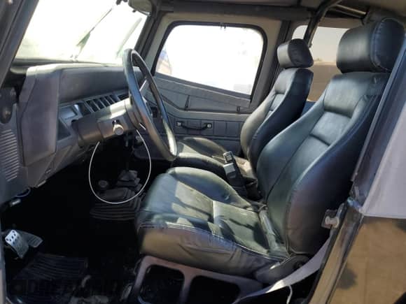 1994 Jeep Wrangler S с VIN 1J4FY19P5RP408307, выставлен на аукционе Copart как лот 63796575 с пробегом 168 480 миль миль и Чистый • Clean title. История ставок и продаж доступна на DreamBid. Изображение 7.