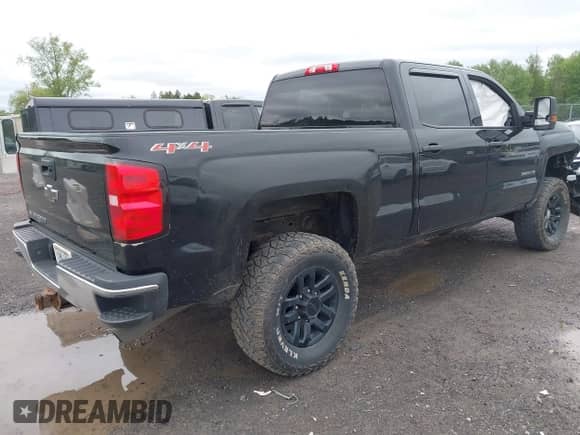 2015 Chevrolet Silverado 2500HD Work Truck z VIN 1GC1KUEG5FF607254, wystawiony jako IAAI lot #42287674 z przebiegiem 105 845 mil mil oraz . Historia ofert i sprzedaży dostępna na DreamBid. Obrazek 4.