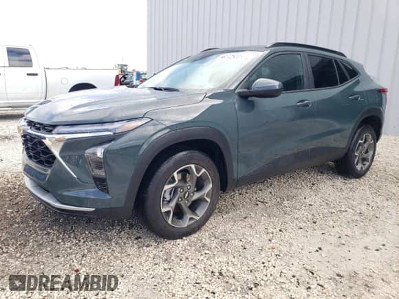 2025 Chevrolet Trax LT с VIN KL77LHEP8SC248389, выставлен на аукционе Copart как лот 71094305 с пробегом 11 391 миль миль и Чистый • Clean title. История ставок и продаж доступна на DreamBid. Изображение 1.