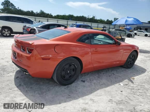 2013 Chevrolet Camaro LS с VIN 2G1FE1E34D9143316, выставлен на аукционе Copart как лот 62813745 с пробегом 54 888 миль миль и Списание • Salvage title. История ставок и продаж доступна на DreamBid. Изображение 3.
