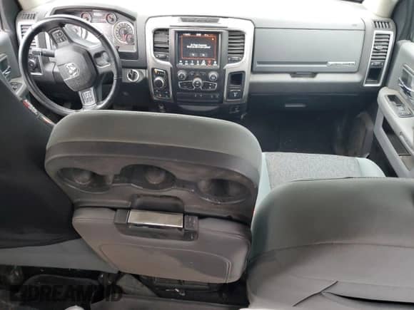 2019 Ram 1500 SLT z VIN 1C6RR7LTXKS592226, wystawiony jako Copart lot #57880815 z przebiegiem 157 879 mil mil oraz Szkoda całkowita • Salvage title. Historia ofert i sprzedaży dostępna na DreamBid. Obrazek 8.