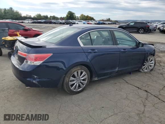 2011 Honda Accord EX-L z VIN 1HGCP2F89BA101229, wystawiony jako Copart lot #82502165 z przebiegiem Nie podano mil oraz Szkoda całkowita • Salvage title. Historia ofert i sprzedaży dostępna na DreamBid. Obrazek 3.