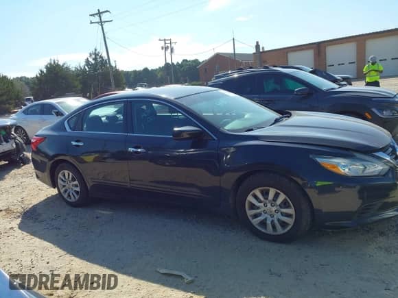 2016 Nissan Altima S z VIN 1N4AL3AP9GC258914, wystawiony jako IAAI lot #43161838 z przebiegiem 85 319 mil mil oraz . Historia ofert i sprzedaży dostępna na DreamBid. Obrazek 13.