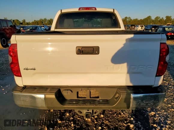 2019 Toyota Tundra SR5 with VIN 5TFHY5F18KX853782, listed as a Copart auction lot 90364335 with 61,242 mi miles and Salvage title. Bid and sale history available at DreamBid. Image 6.