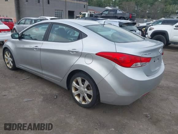 2011 Hyundai Elantra GLS с VIN 5NPDH4AE9BH018045, выставлен на аукционе IAAI как лот 42125902 с пробегом 217 341 миль миль и . История ставок и продаж доступна на DreamBid. Изображение 3.