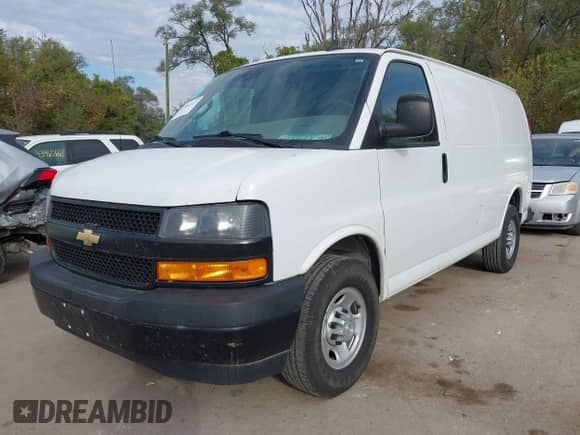 2020 Chevrolet Express Cargo с VIN 1GCWGAFG3L1252632, выставлен на аукционе IAAI как лот 43463343 с пробегом 96 710 миль миль и . История ставок и продаж доступна на DreamBid. Изображение 19.