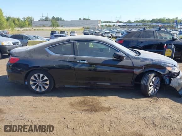 2013 Honda Accord EX z VIN 1HGCT1B71DA022451, wystawiony jako IAAI lot #43122607 z przebiegiem 105 454 mil mil oraz . Historia ofert i sprzedaży dostępna na DreamBid. Obrazek 13.