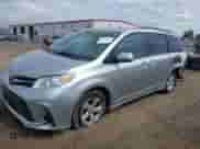 2019 Toyota Sienna LE Auto Access Seat with VIN 5TDKZ3DC6KS003490, listed as a IAAI auction lot 42554949 with 59,989 mi miles and . Bid and sale history available at DreamBid. Image 2.