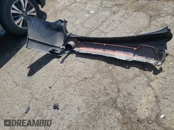 2020 Subaru Forester Special Sports z VIN JF2SKALC6LH547196, wystawiony jako Copart lot #68288825 z przebiegiem 75 608 mil mil oraz Szkoda całkowita • Salvage title. Historia ofert i sprzedaży dostępna na DreamBid. Obrazek 13.