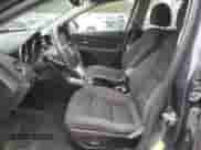 2013 Chevrolet Cruze 1LT z VIN 1G1PC5SB7D7229282, wystawiony jako Copart lot #85850445 z przebiegiem 122 534 mil mil oraz Szkoda całkowita • Salvage title. Historia ofert i sprzedaży dostępna na DreamBid. Obrazek 7.