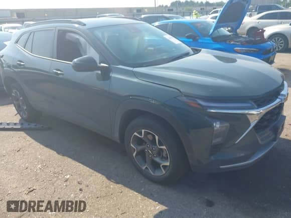 2025 Chevrolet Trax LT with VIN KL77LHEP2SC075811, listed as a IAAI auction lot 43030309 with 27,874 mi miles and . Bid and sale history available at DreamBid. Image 1.