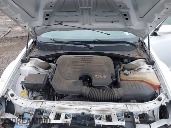 2016 Chrysler 300 Anniversary Edition с VIN 2C3CCAAGXGH358366, выставлен на аукционе IAAI как лот 43448691 с пробегом 40 349 миль миль и . История ставок и продаж доступна на DreamBid. Изображение 10.