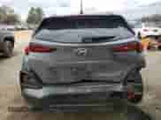 2020 Hyundai Kona SEL с VIN KM8K22AA4LU457070, выставлен на аукционе Copart как лот 49686795 с пробегом 88 889 миль миль и Списание • Salvage title. История ставок и продаж доступна на DreamBid. Изображение 6.