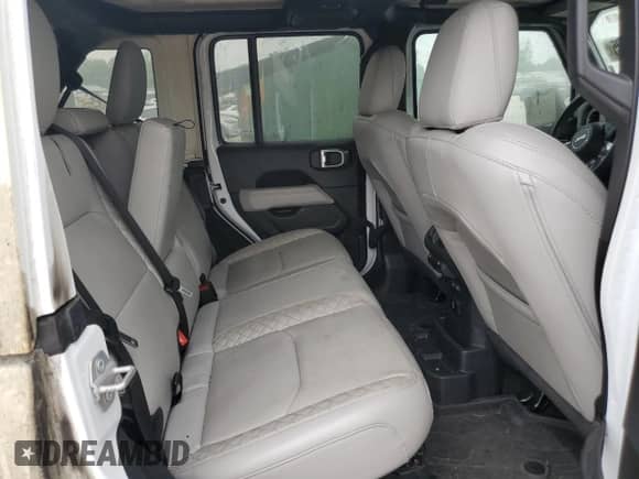 2022 Jeep Wrangler Unlimited Sahara with VIN 1C4JJXP6XNW207648, listed as a Copart auction lot 58209795 with 35,306 mi miles and Salvage title. Bid and sale history available at DreamBid. Image 11.