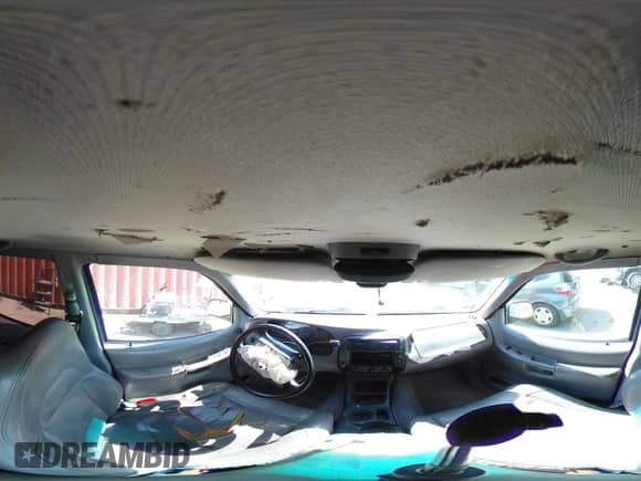 1997 Ford Explorer XL с VIN 1FMDU32EXVUA15987, выставлен на аукционе IAAI как лот 43373117 с пробегом 220 890 миль миль и . История ставок и продаж доступна на DreamBid. Изображение 19.