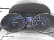 2013 Hyundai Veloster Turbo z VIN KMHTC6AE2DU130048, wystawiony jako IAAI lot #42384247 z przebiegiem 110 992 mil mil oraz . Historia ofert i sprzedaży dostępna na DreamBid. Obrazek 7.