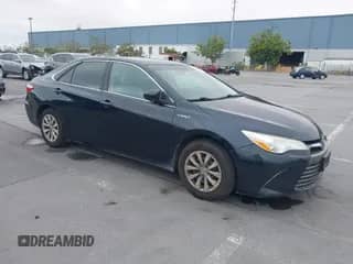 2016 Toyota Camry LE z VIN 4T1BD1FK8GU191029, wystawiony jako IAAI lot #42666402 z przebiegiem 342 214 mil mil oraz . Historia ofert i sprzedaży dostępna na DreamBid. Obrazek 1.