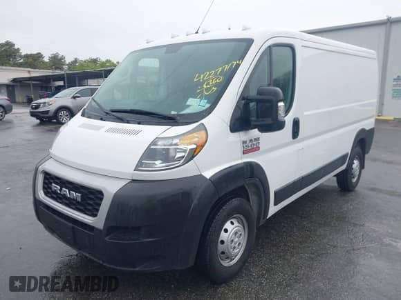 2021 Ram ProMaster Cargo z VIN 3C6LRVAG9ME521265, wystawiony jako IAAI lot #42277174 z przebiegiem 47 023 mil mil oraz . Historia ofert i sprzedaży dostępna na DreamBid. Obrazek 2.