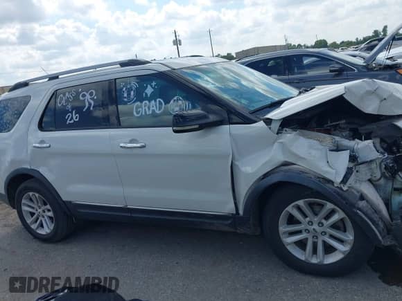 2012 Ford Explorer XLT z VIN 1FMHK7D84CGA72736, wystawiony jako IAAI lot #43258734 z przebiegiem 227 245 mil mil oraz . Historia ofert i sprzedaży dostępna na DreamBid. Obrazek 12.