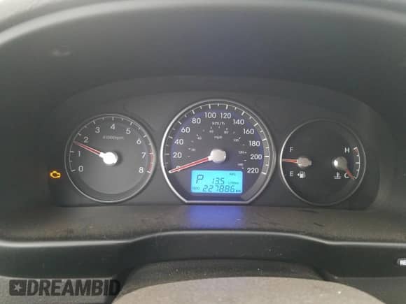 2011 Hyundai Santa Fe GLS with VIN 5XYZGDAG1BG014153, listed as a Copart auction lot 47841025 with 227,886 mi miles and Salvage title. Bid and sale history available at DreamBid. Image 9.