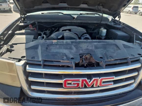 2013 GMC Sierra 1500 SLE with VIN 3GTP2VE74DG112748, listed as a Copart auction lot 82034905 with 189,696 mi miles and Clean title. Bid and sale history available at DreamBid. Image 11.