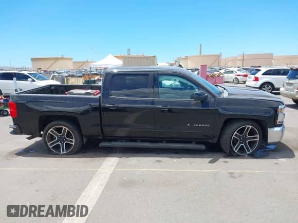 2017 Chevrolet Silverado 1500 LT with VIN 3GCPCREC9HG239048, listed as a IAAI auction lot 42988747 with 141,289 mi miles and . Bid and sale history available at DreamBid. Image 13.
