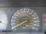 1990 Toyota Camry z VIN JT2VV21E7L0124311, wystawiony jako IAAI lot #42200283 z przebiegiem 214 189 mil mil oraz . Historia ofert i sprzedaży dostępna na DreamBid. Obrazek 7.