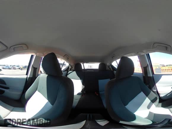 2014 Toyota Prius One z VIN JTDKDTB38E1070269, wystawiony jako IAAI lot #43241587 z przebiegiem 85 889 mil mil oraz . Historia ofert i sprzedaży dostępna na DreamBid. Obrazek 20.