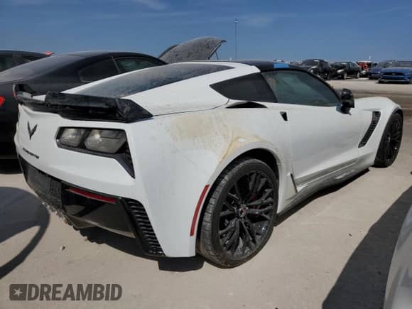 2015 Chevrolet Corvette Z06 2LZ с VIN 1G1YS2D65F5604221, выставлен на аукционе Copart как лот 74049024 с пробегом Не указан миль и Списание • Salvage title. История ставок и продаж доступна на DreamBid. Изображение 3.