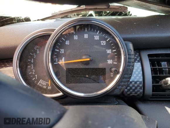 2015 MINI Hardtop S with VIN WMWXP7C50F2A37623, listed as a Copart auction lot 59178325 with Not provided miles and Salvage title. Bid and sale history available at DreamBid. Image 9.