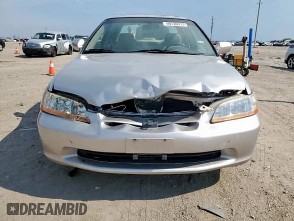 1999 Honda Accord EX с VIN JHMCG6670XC017775, выставлен на аукционе Copart как лот 69730015 с пробегом 153 308 миль миль и Списание • Salvage title. История ставок и продаж доступна на DreamBid. Изображение 5.